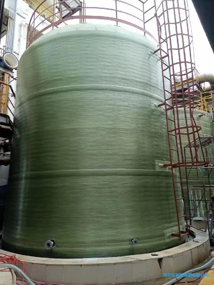 pvcfrp復(fù)合儲(chǔ)罐安裝